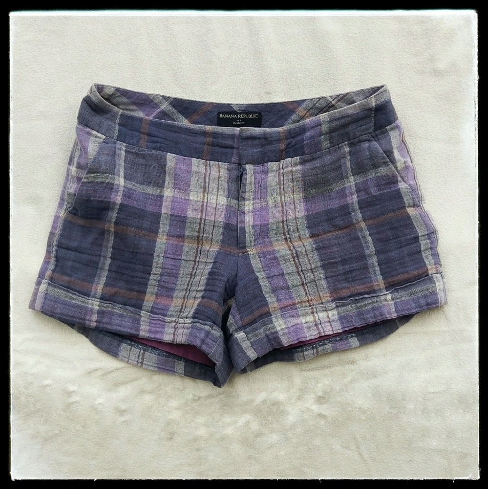 Banana Republic shorts, 8